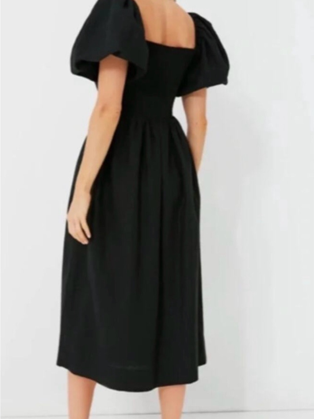 Pomander Place by Tuckernuck Alexis Linen Blend Puff-Sleeve Midi Dress - Picture 2 of 5